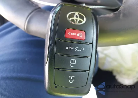 2025 Toyota Camry Xse z USA, uszkodzony, nr VIN 4T1DAACK9SU570278